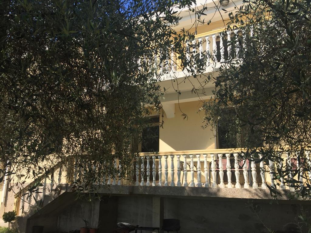 Apartment Spuza 울친 외부 사진