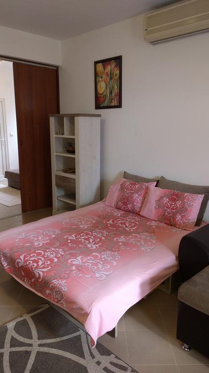 Apartment Spuza 울친 외부 사진